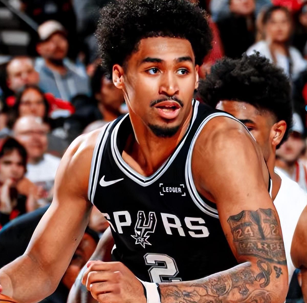 开云体育官方网站-随着马刺净胜12分，湖人夺赛点，NBA季后赛最新积分榜！火箭3连败